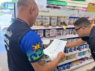Procon fiscaliza venda de f&oacute;rmulas infantis da Nestl&eacute; em Campo Grande