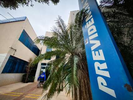 Aposentadorias acima do m&iacute;nimo sobem 3,90% e teto do INSS chegar&aacute; a R$ 8,4 mil