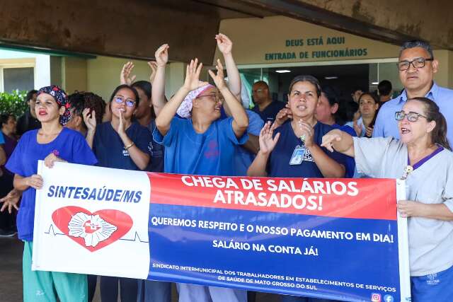 Trabalhadores recebem sal&aacute;rio e 13&ordm; e suspendem paralisa&ccedil;&atilde;o na Santa Casa