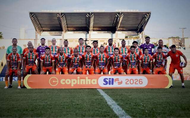 Naviraiense precisa de vit&oacute;ria por goleada para seguir na Copinha