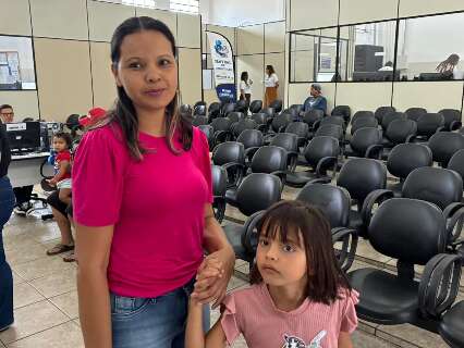 Mesmo com matr&iacute;cula online, parte dos pais ainda escolhe atendimento presencial