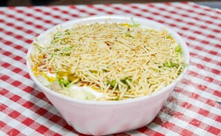 Hot-dog tamanho GG, Exagerado &eacute; servido na embalagem de marmitex