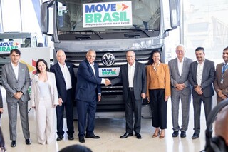 Governo lança Move Brasil e libera R$ 10 bilhões para troca de caminhões velhos Governo lança Move Brasil e libera R$ 10 bilhões para troca de caminhões velhos