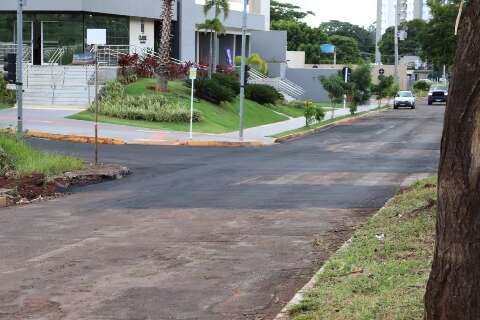 Trechos da Rachid Neder s&atilde;o liberados ap&oacute;s recupera&ccedil;&atilde;o do asfalto danificado
