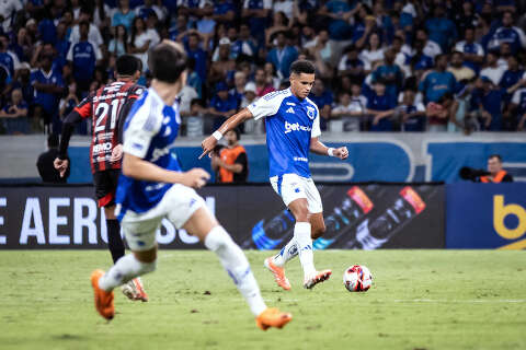 Pouso Alegre vence o Cruzeiro no Mineir&atilde;o e estraga estreia de Tite no Mineiro