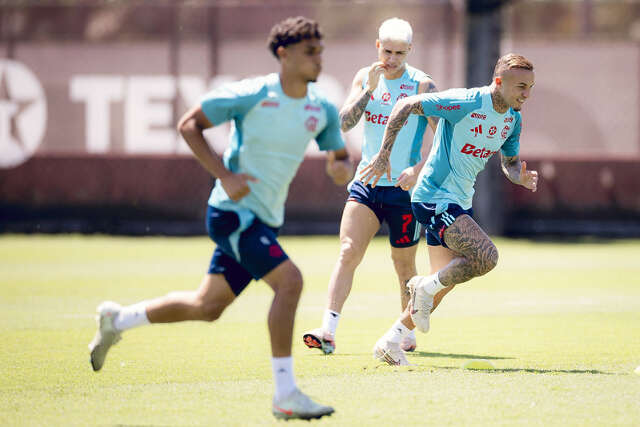 Estaduais seguem neste domingo com estreias de Flamengo, Inter e Corinthians