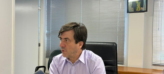 Após 12 anos de espera, famílias sem-terra ocupam Incra por reforma agrária Após 12 anos de espera, famílias sem-terra ocupam Incra por reforma agrária