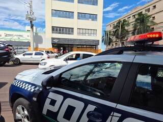 Após 12 anos de espera, famílias sem-terra ocupam Incra por reforma agrária Após 12 anos de espera, famílias sem-terra ocupam Incra por reforma agrária