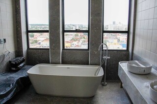 Ap&oacute;s 27 meses de obras, antigo Hotel Campo Grande abre em fevereiro