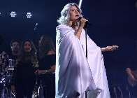 Finalista do The Voice, Bell &Eacute;ter far&aacute; estreia de show intimista na Capital