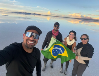 Driblando bloqueio, fam&iacute;lia de MS encara 24h na estrada para sair da Bol&iacute;via