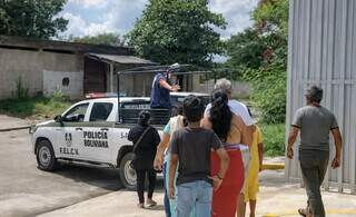 Pai pode responder por permitir que adolescente dirigisse van, diz MP da Bol&iacute;via