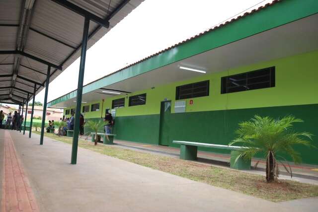 Estado investe R$ 14,7 milh&otilde;es em escolas, asfalto e saneamento em &Aacute;gua Clara