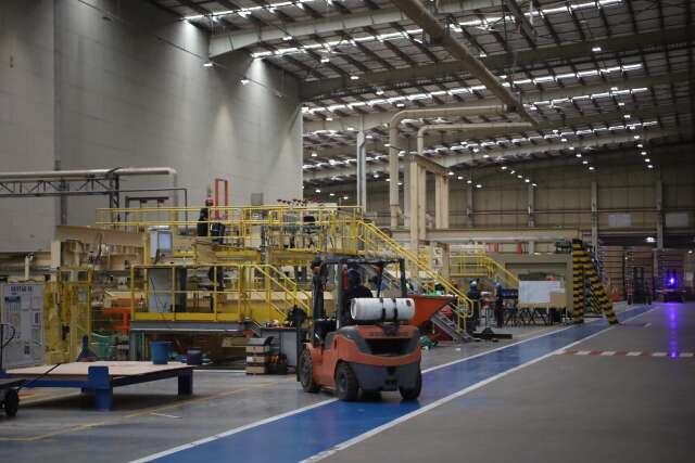 Ind&uacute;stria de MS tem queda acentuada e puxa desempenho negativo em novembro