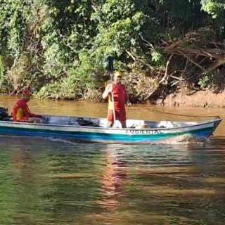 Ap&oacute;s buscas que cruzaram a fronteira, corpo de jovem &eacute; encontrado no Rio Apa