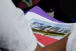 Isen&ccedil;&atilde;o do IPTU cai, 1.200 perdem benef&iacute;cio e aposentados reclamam