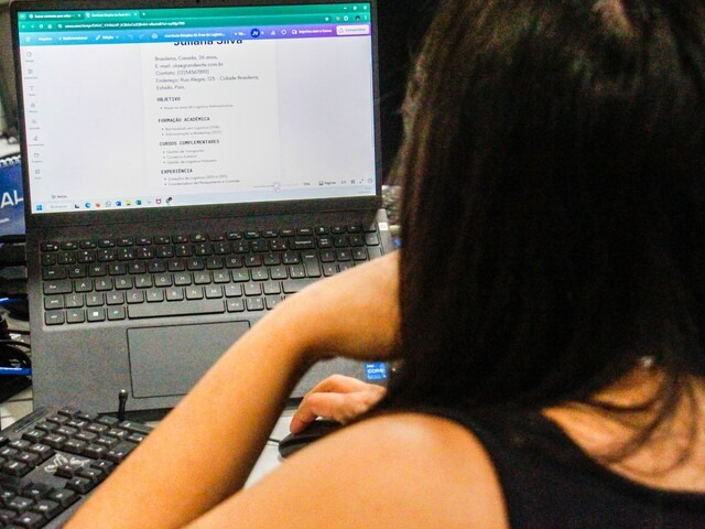 Maioria n&atilde;o tem interesse em cursos t&eacute;cnicos mesmo com amplia&ccedil;&atilde;o, revela enquete