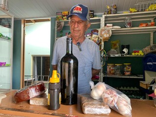 Sem a farda, Ram&atilde;o investiu no alho argentino na cal&ccedil;ada de casa 