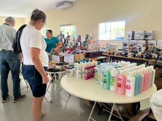 Bazar transforma apreens&otilde;es em oportunidade e tenta salvar caminh&atilde;o de projeto 