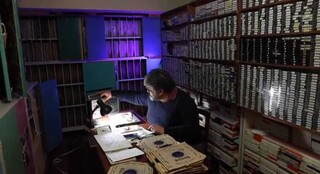 Guido junta discos bolivianos h&aacute; 13 anos, mas embolia "amea&ccedil;a" cole&ccedil;&atilde;o 