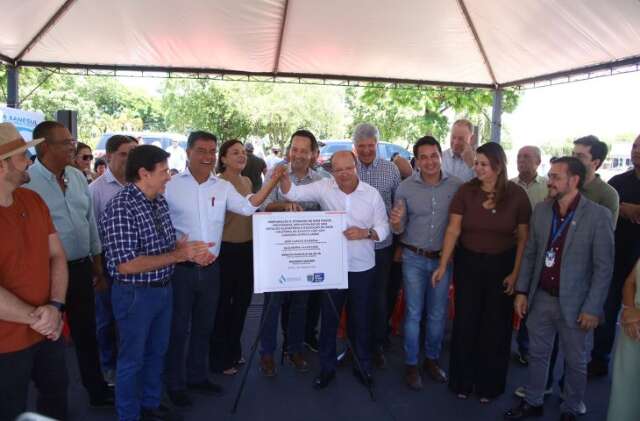 Navira&iacute; avan&ccedil;a em saneamento, educa&ccedil;&atilde;o e infraestrutura rural