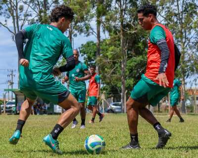 Bataguassu mant&eacute;m base campe&atilde; da S&eacute;rie B para disputa da elite estadual