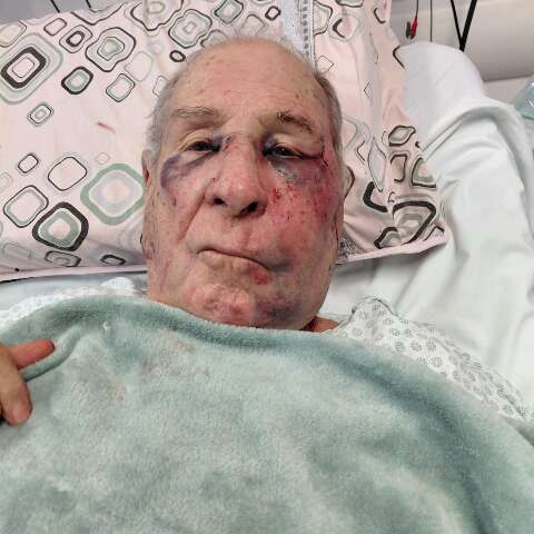 Com agressor solto, fam&iacute;lia pede justi&ccedil;a pela morte de idoso espancado em casa