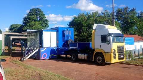 Carreta Digital oferece cursos de rob&oacute;tica e jogos a estudantes ind&iacute;genas