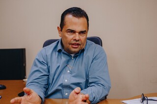 Hospital Municipal "vai sair", mas ningu&eacute;m pensou no custeio, avalia secret&aacute;rio