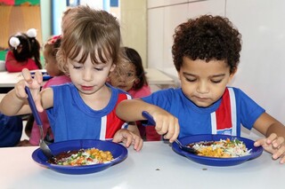 Sindicato contesta terceiriza&ccedil;&atilde;o da merenda escolar em Tr&ecirc;s Lagoas