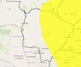 Calor, abafamento e risco de chuva no fim do dia marcam a sexta-feira em MS