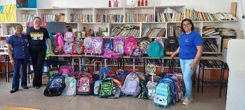 Mochilas que seguem viagem e levam esperan&ccedil;a a quem mais precisa