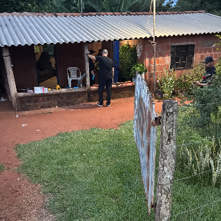 Pol&iacute;cia apura feminic&iacute;dio ap&oacute;s marido matar esposa com tiro de espingarda