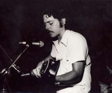 Regime militar espionou Chico Buarque em Campo Grande em 1974