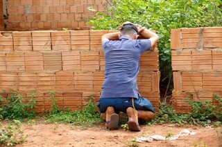 Filho mata pai com 6 tiros na cabe&ccedil;a no Bairro Nova Lima