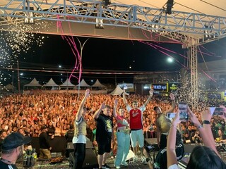 Lad&aacute;rio repete a dose do Carnaval de rua antecipado com shows nacionais