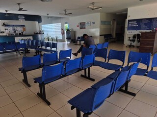 Cl&iacute;nica da Fam&iacute;lia amanhece sem luz no Iracy Coelho ap&oacute;s furtos de fios 