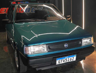 Ap&oacute;s 5 meses de reforma, Uno que 'bombou' nas redes volta para o dono