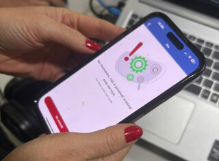 Pix fica fora do ar e afeta usu&aacute;rios em diferentes bancos nesta segunda-feira