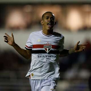 Campo-grandense Djhordney marca, S&atilde;o Paulo vence Botafogo e vai &agrave; semi
