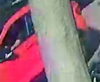 Vendedor se masturba dentro de carro, persegue jovem e &eacute; preso horas depois