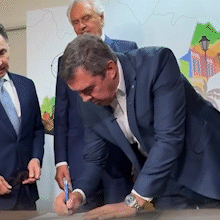 Riedel assume cons&oacute;rcio de estados e cita avan&ccedil;os administrativos e pol&iacute;ticos