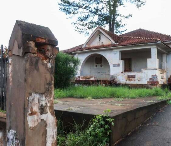 Plano prev&ecirc; multa de at&eacute; 150% para quem deixar im&oacute;vel hist&oacute;rico virar ru&iacute;nas
