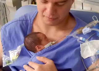 Por filho, pai enfrentou 19 horas a p&eacute; em estrada para cumprir promessa