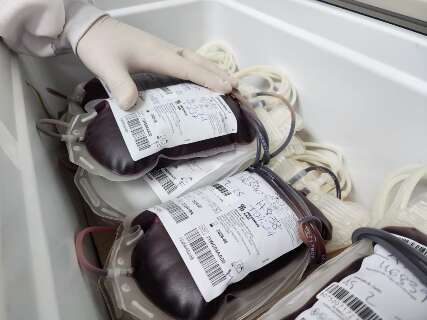 Com queda de estoque nas f&eacute;rias, Hemosul pede doa&ccedil;&atilde;o de sangue