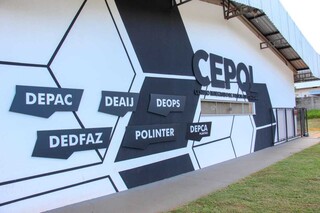 Militar do Exército e mais dois são presos com droga após perseguição Militar do Exército e mais dois são presos com droga após perseguição