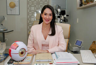 Adeus aos &oacute;culos: m&eacute;dica explica mitos e verdades sobre cirurgias refrativas