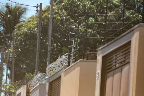 Moradores dizem n&atilde;o saber de PCC, mas relatam sensa&ccedil;&atilde;o de inseguran&ccedil;a 