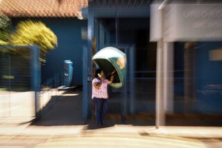 H&aacute; 39 anos, Nenzinha &eacute; "dona" do &uacute;ltimo orelh&atilde;o de Campo Grande