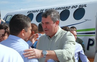 No interior, Riedel entrega obras e participa da abertura do Festival de Verão No interior, Riedel entrega obras e participa da abertura do Festival de Verão